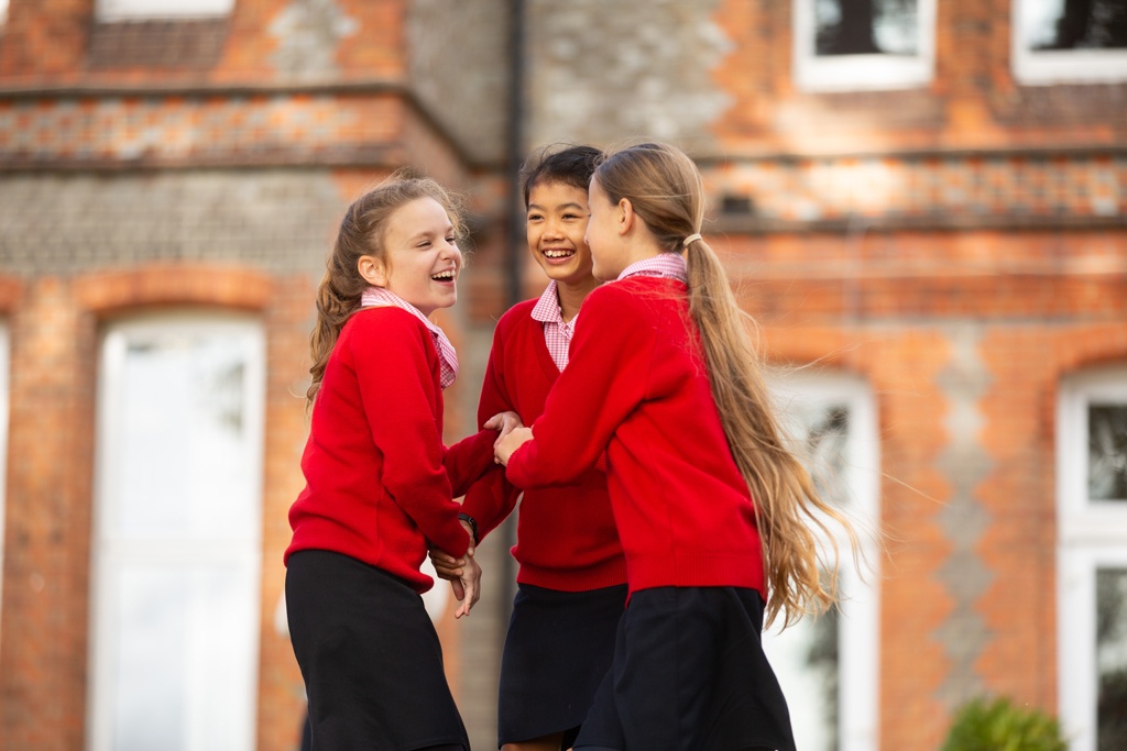 truong tu thuc hoc phi cao anh 5