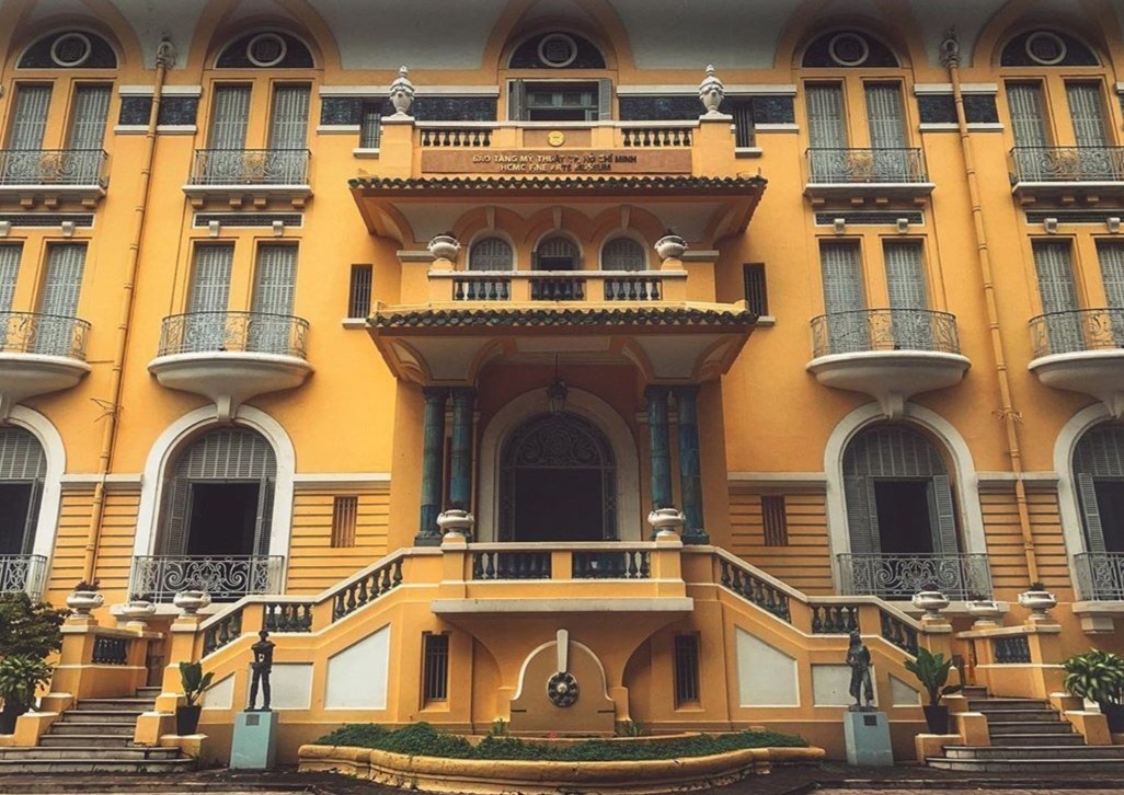 4 bao tang kien truc dep o TP.HCM hinh anh