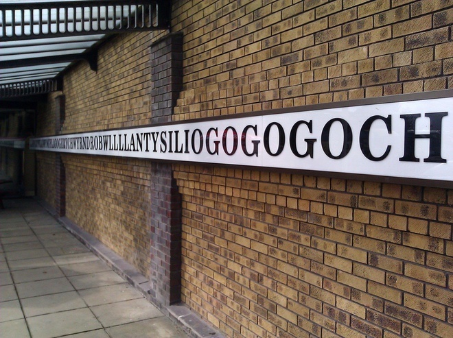 những địa điểm có tên gọi dài khó nhớ  ảnh 2 nhung dia diem co ten goi dai kho nho anh 2