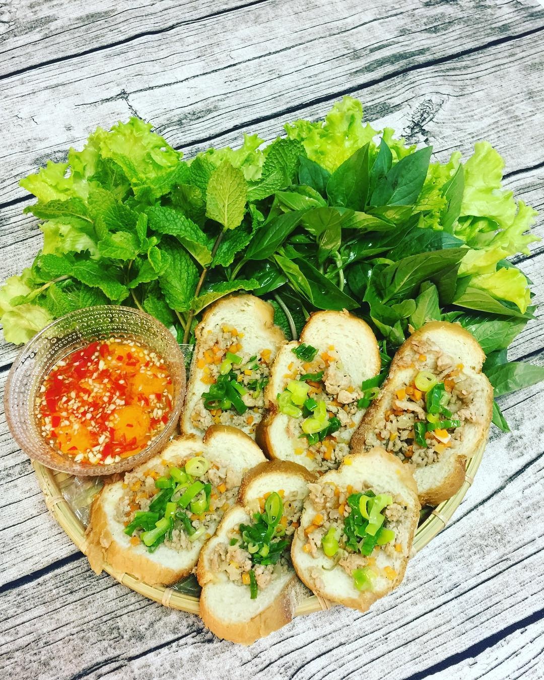bánh mì Sài Gòn ảnh 1 banh mi Sai Gon anh 1