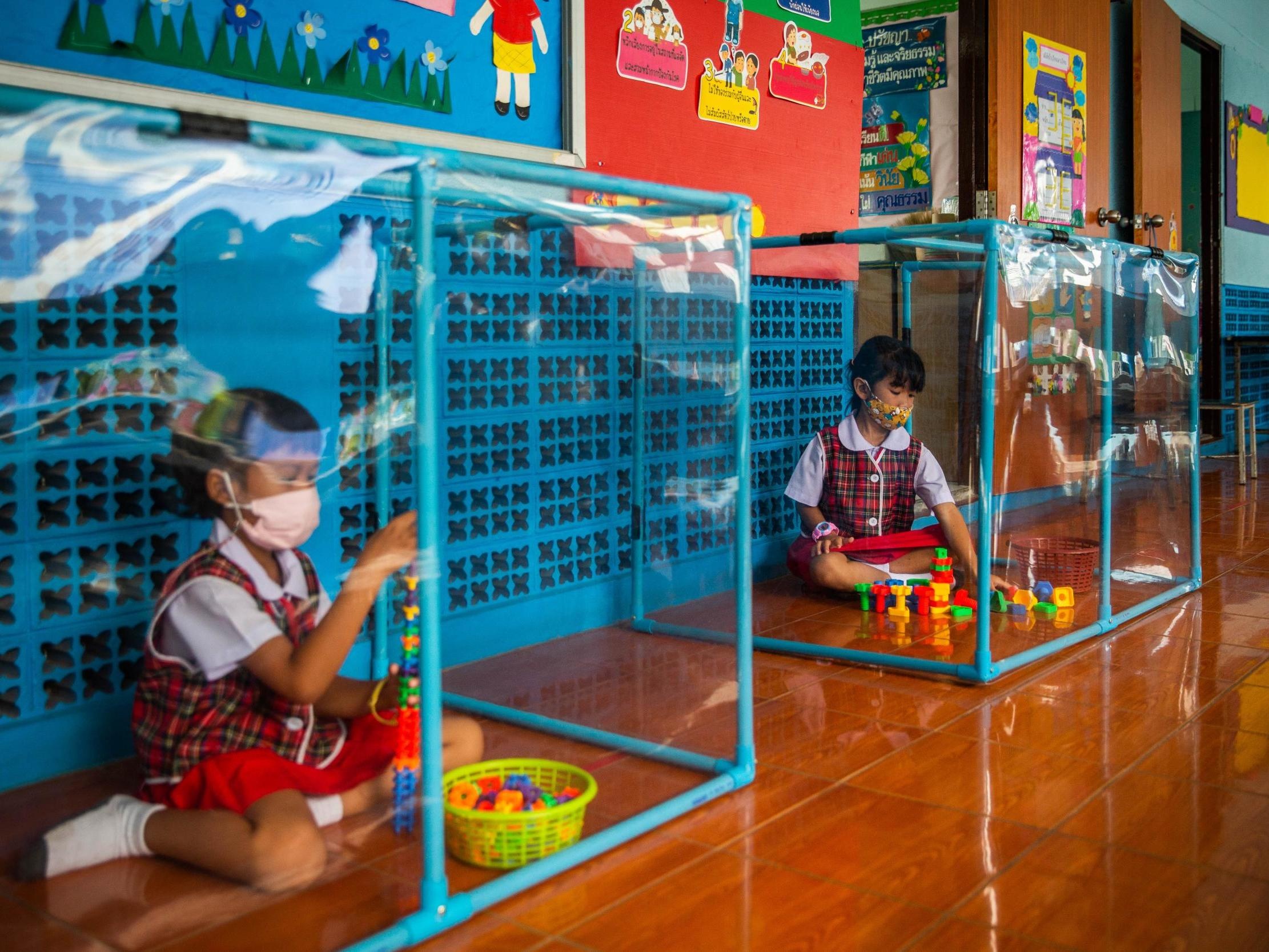 hộp cách li của học sinh Thái Lan ảnh 4 hop cach li cua hoc sinh Thai Lan anh 4
