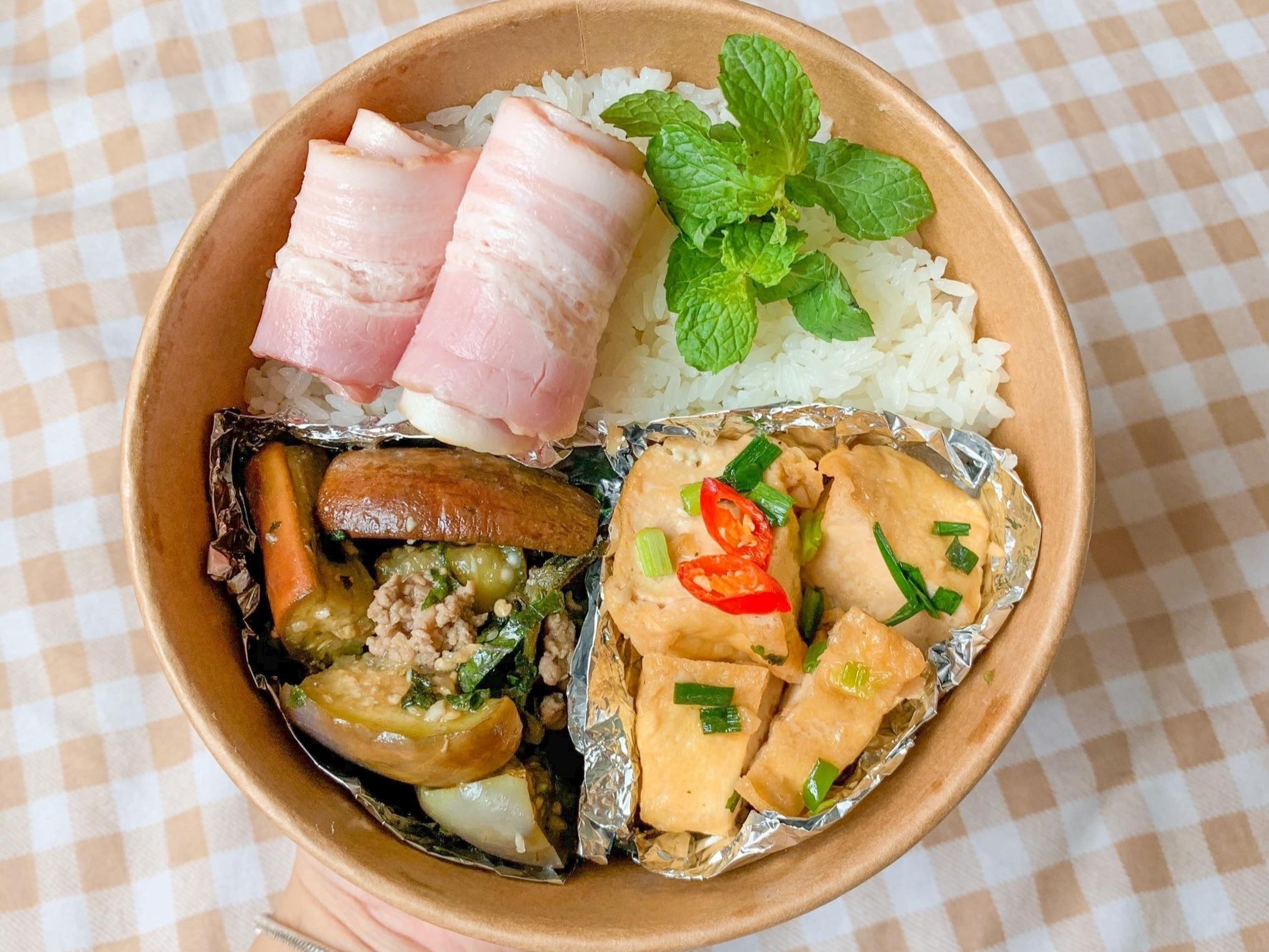 Goi y hop com trua cho dan van phong nau nhanh trong 30 phut hinh anh