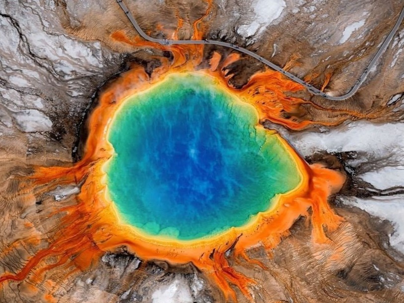 Nhung song ho co mau la tren the gioi hinh anh