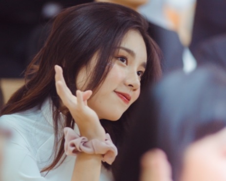 Thu khoa khoi D dat 2 diem 10 hinh anh