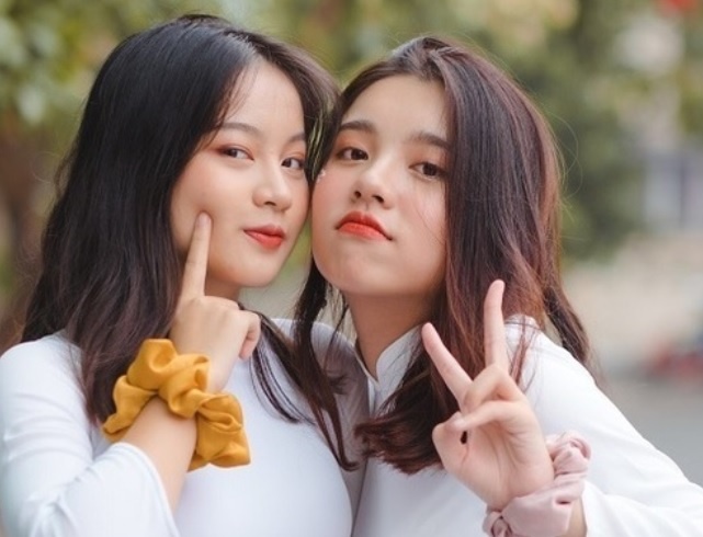 Thu khoa ky thi tot nghiep chon truong dai hoc nao? hinh anh