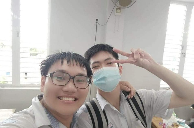 thủ khoa khối B học cùng trường ảnh 6 thu khoa khoi B hoc cung truong anh 6