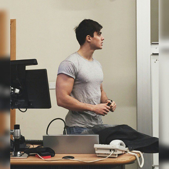 giao vien noi tieng nho ngoai hinh anh 6