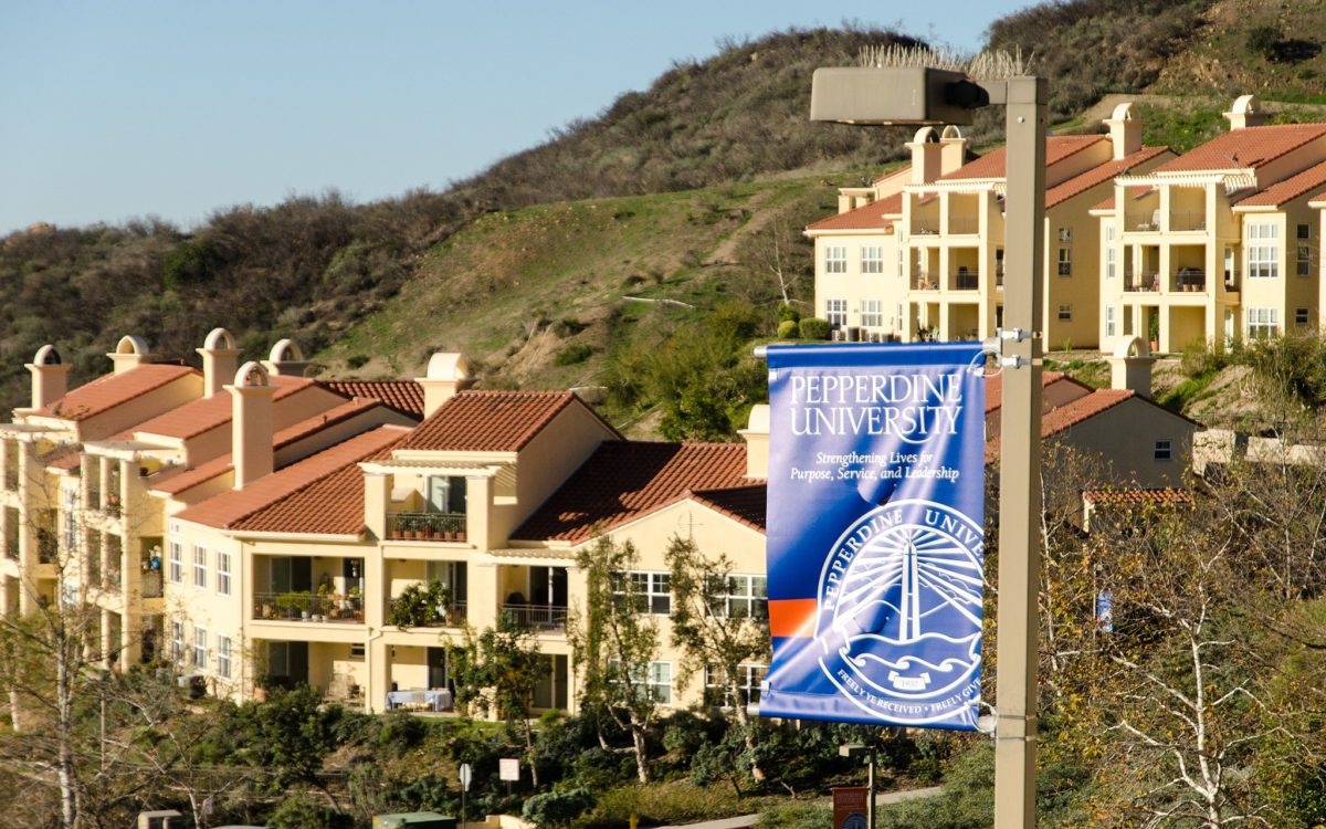 sinh viên Mỹ trả phí cao để học online ảnh 3 sinh vien My tra phi cao de hoc online anh 3