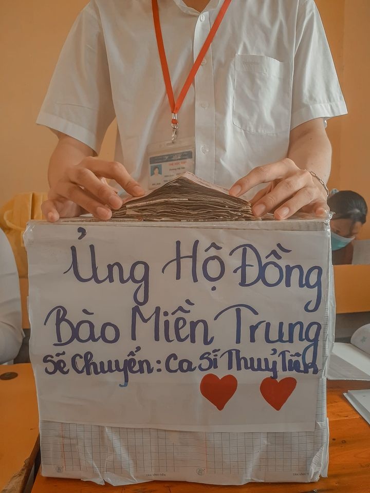 học sinh ủng hộ miền Trung ảnh 1 hoc sinh ung ho mien Trung anh 1