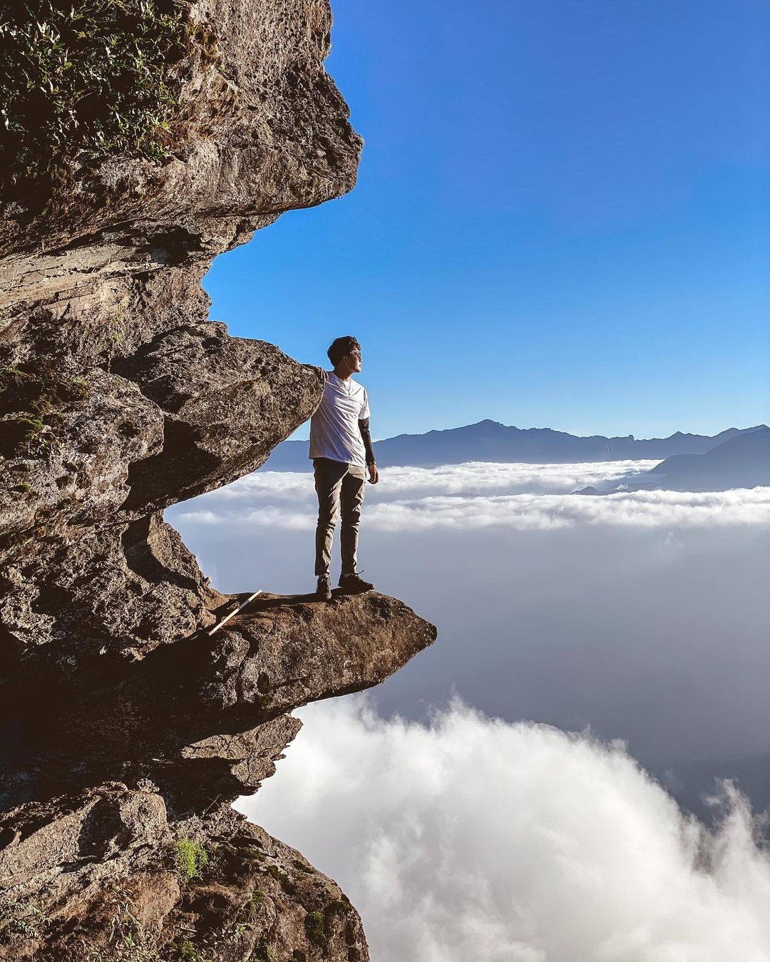 đỉnh Lảo Thẩn ảnh 12 dinh Lao Than anh 12