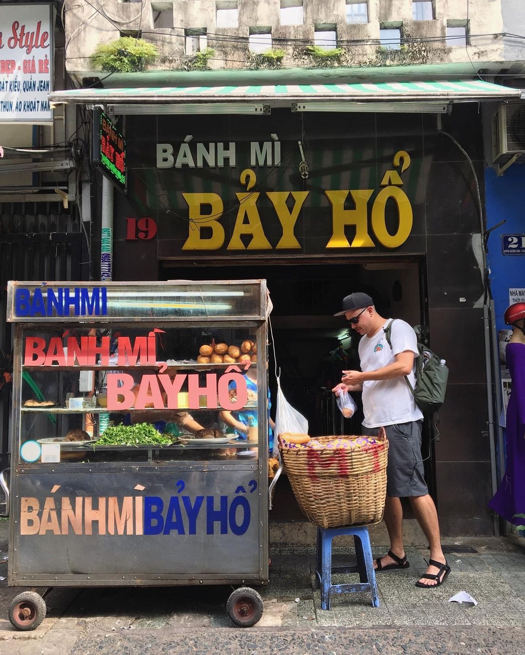 xe bánh mì ảnh 1 xe banh mi anh 1