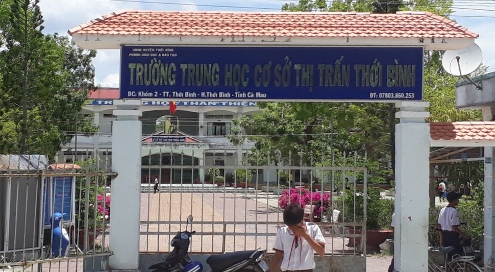 Xac dinh nguyen nhan hang chuc hoc sinh o Ca Mau ngat xiu hinh anh