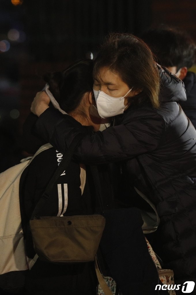 ky thi dai hoc o Han Quoc anh 5