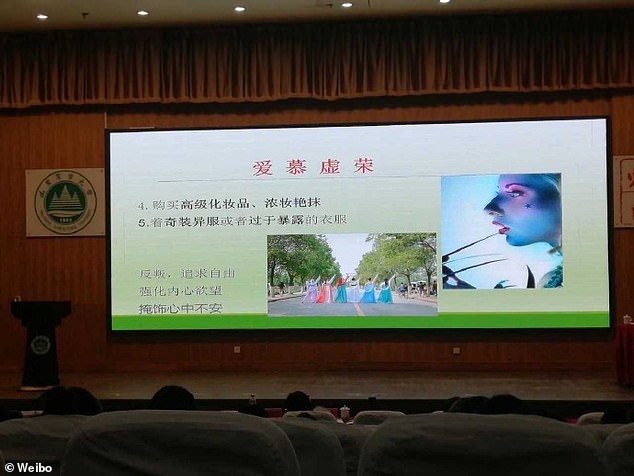 truong dai hoc gay tranh cai anh 1