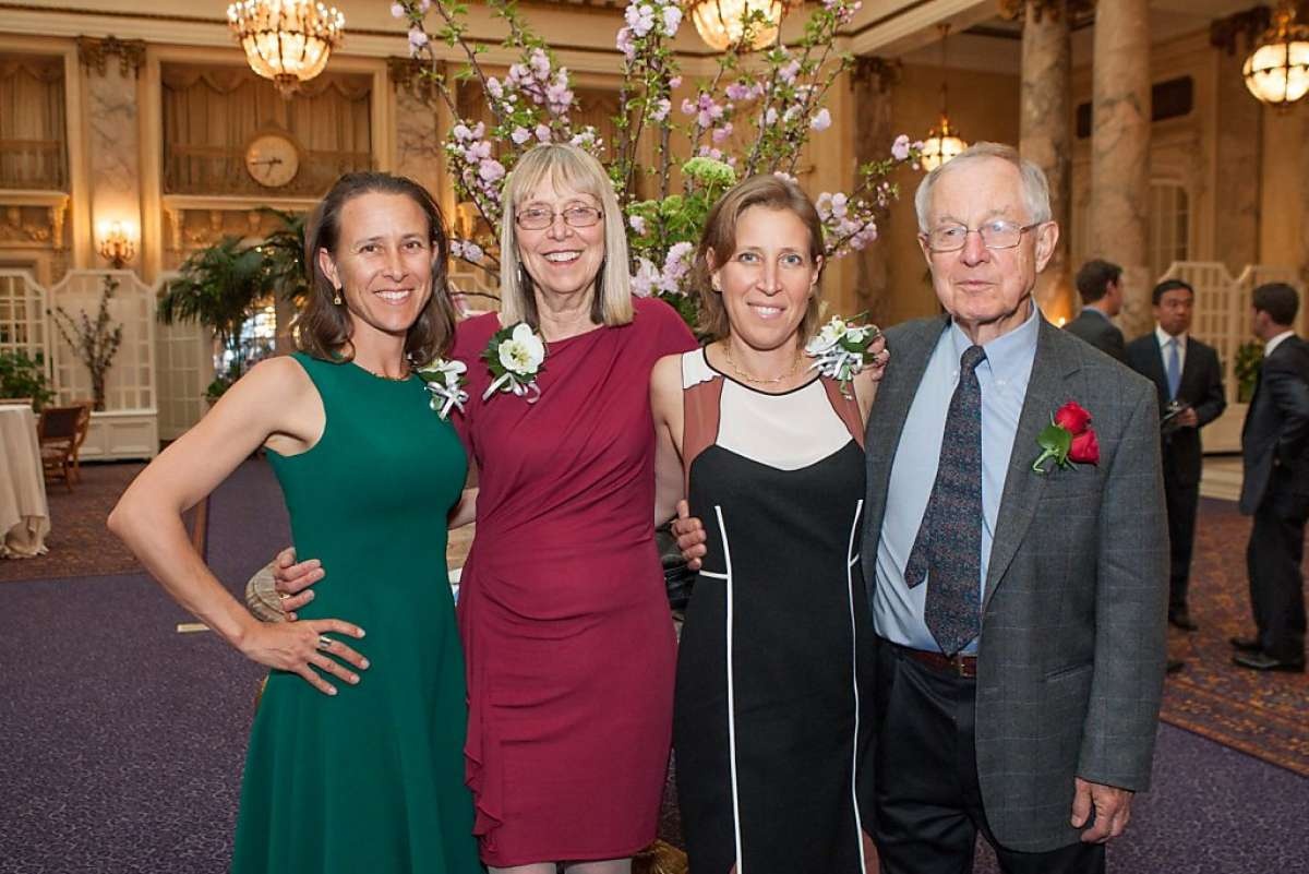 bí quyết dạy con của Esther Wojcicki ảnh 3 bi quyet day con cua Esther Wojcicki anh 3