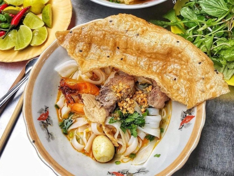 An gi tai nhung khu cho noi tieng o TP.HCM hinh anh