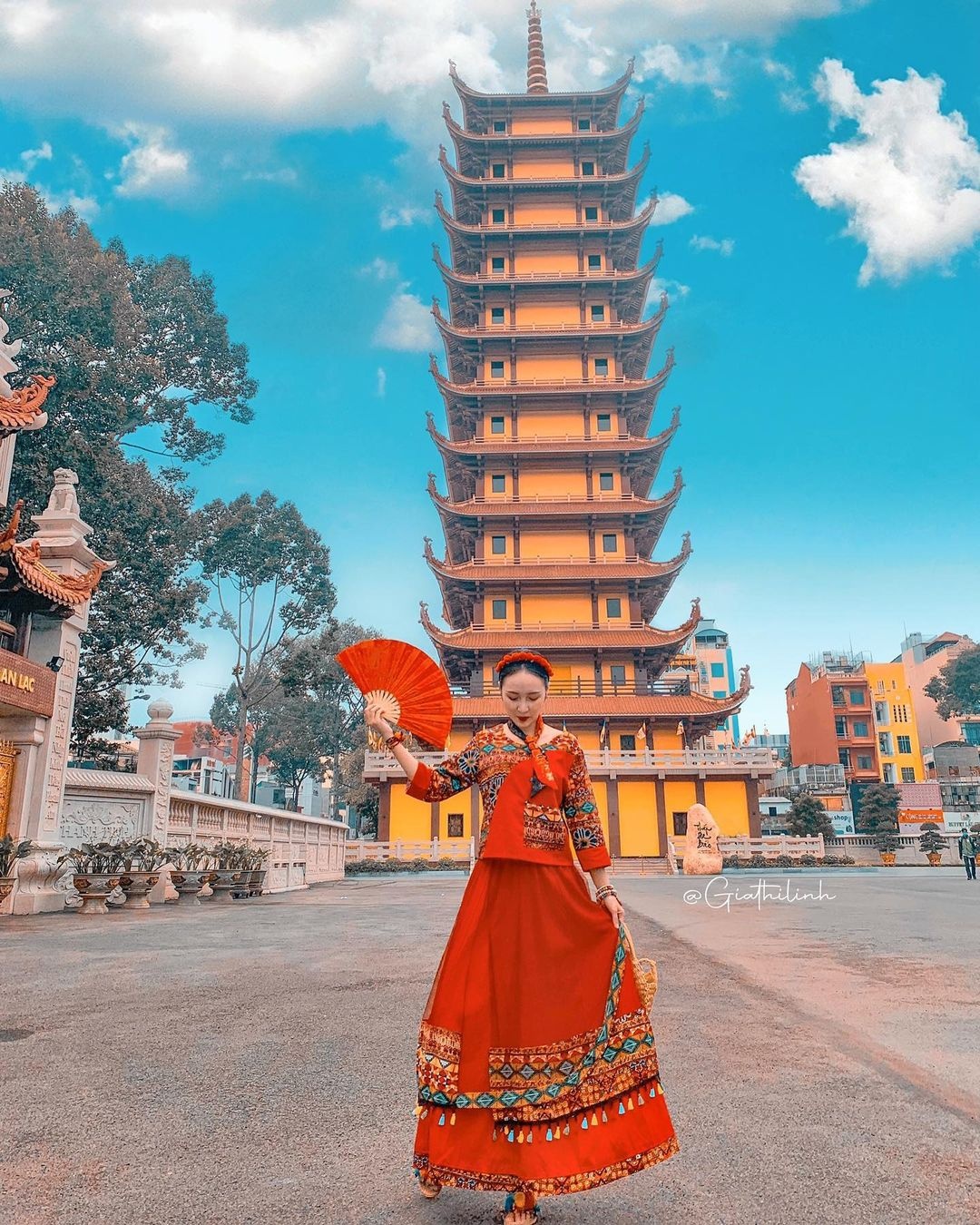 chùa cầu may ở TP.HCM ảnh 1 chua cau may o TP.HCM anh 1