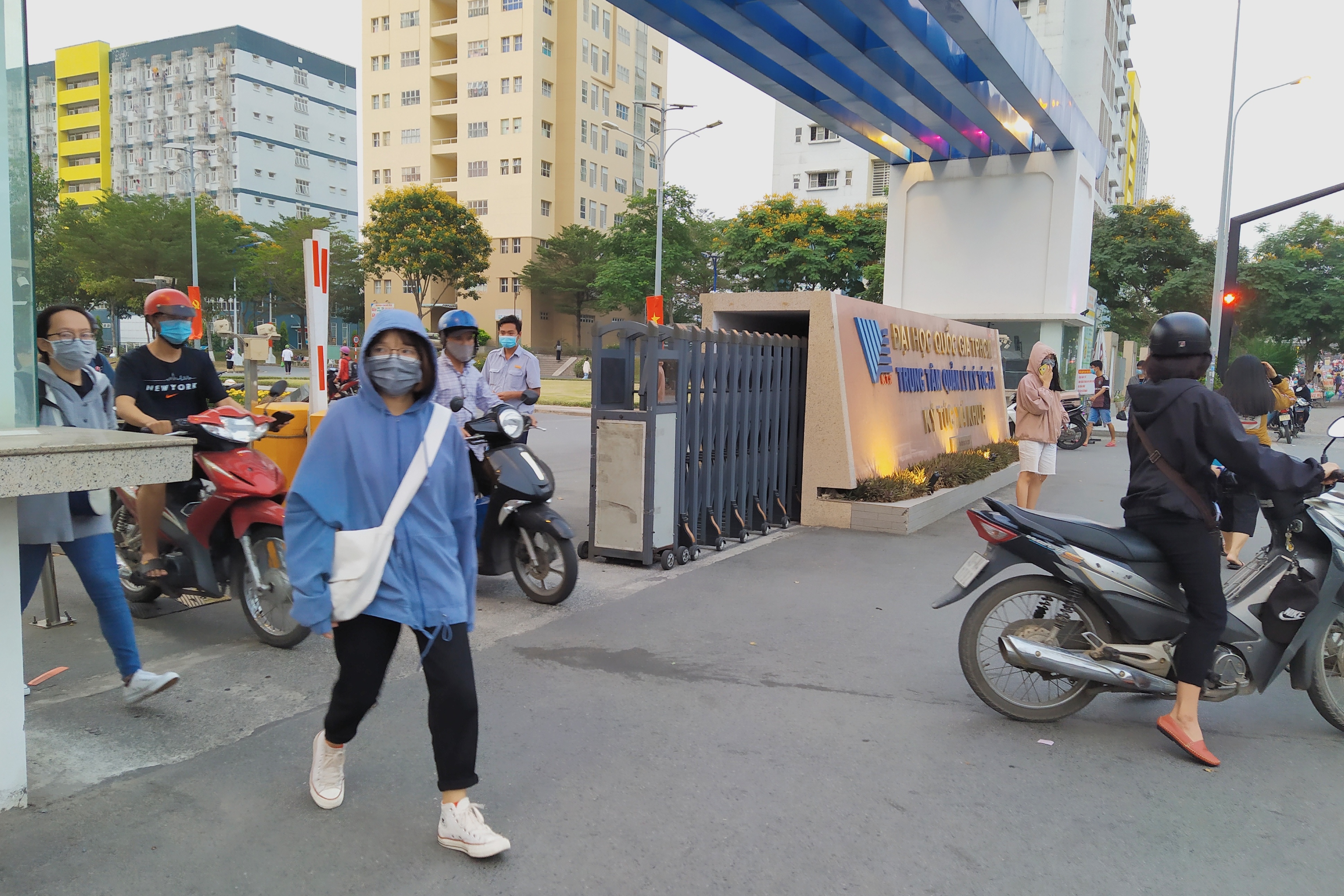 #sinhviendoivexedevequesom anh 1