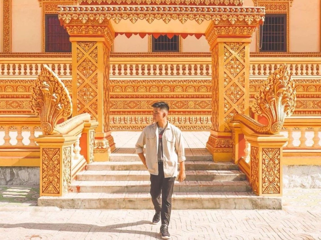 5 ngoi chua co kien truc doc dao o mien Tay hinh anh