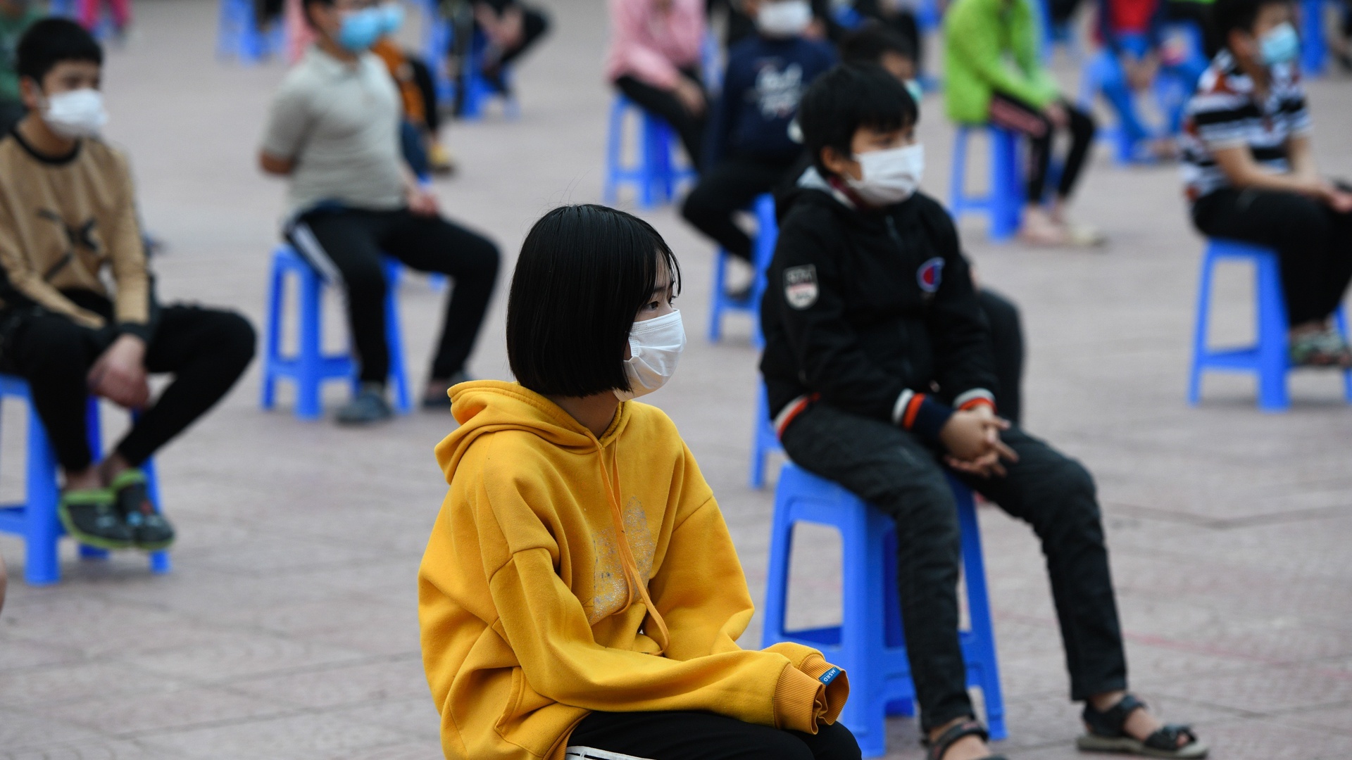 truong hoc tro thanh diem cach ly anh 3