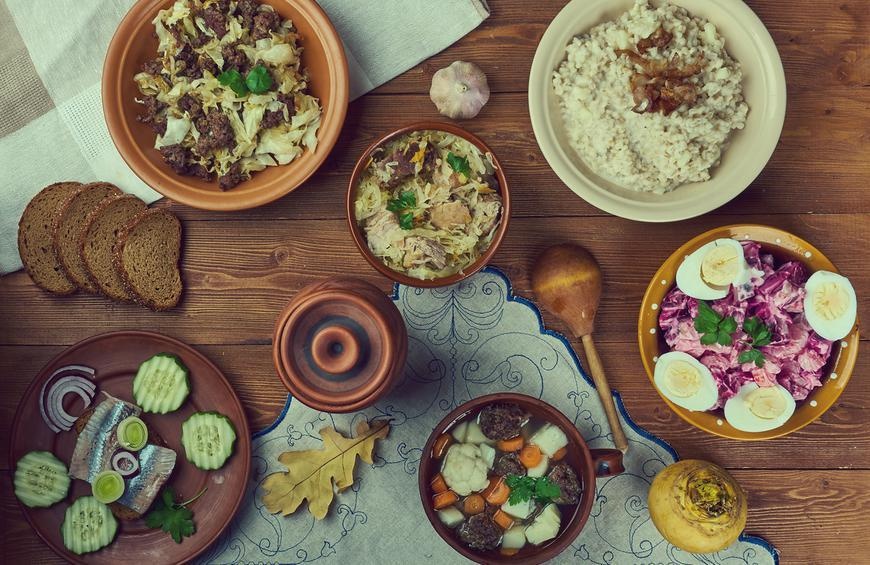 Nguoi dan nuoc nao an 12 bua mot ngay vao nam moi? hinh anh