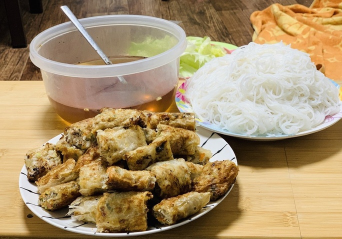 Tet xa nha cua du hoc sinh anh 3