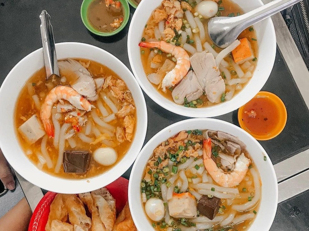 Den duong Vinh Vien an o dau? hinh anh