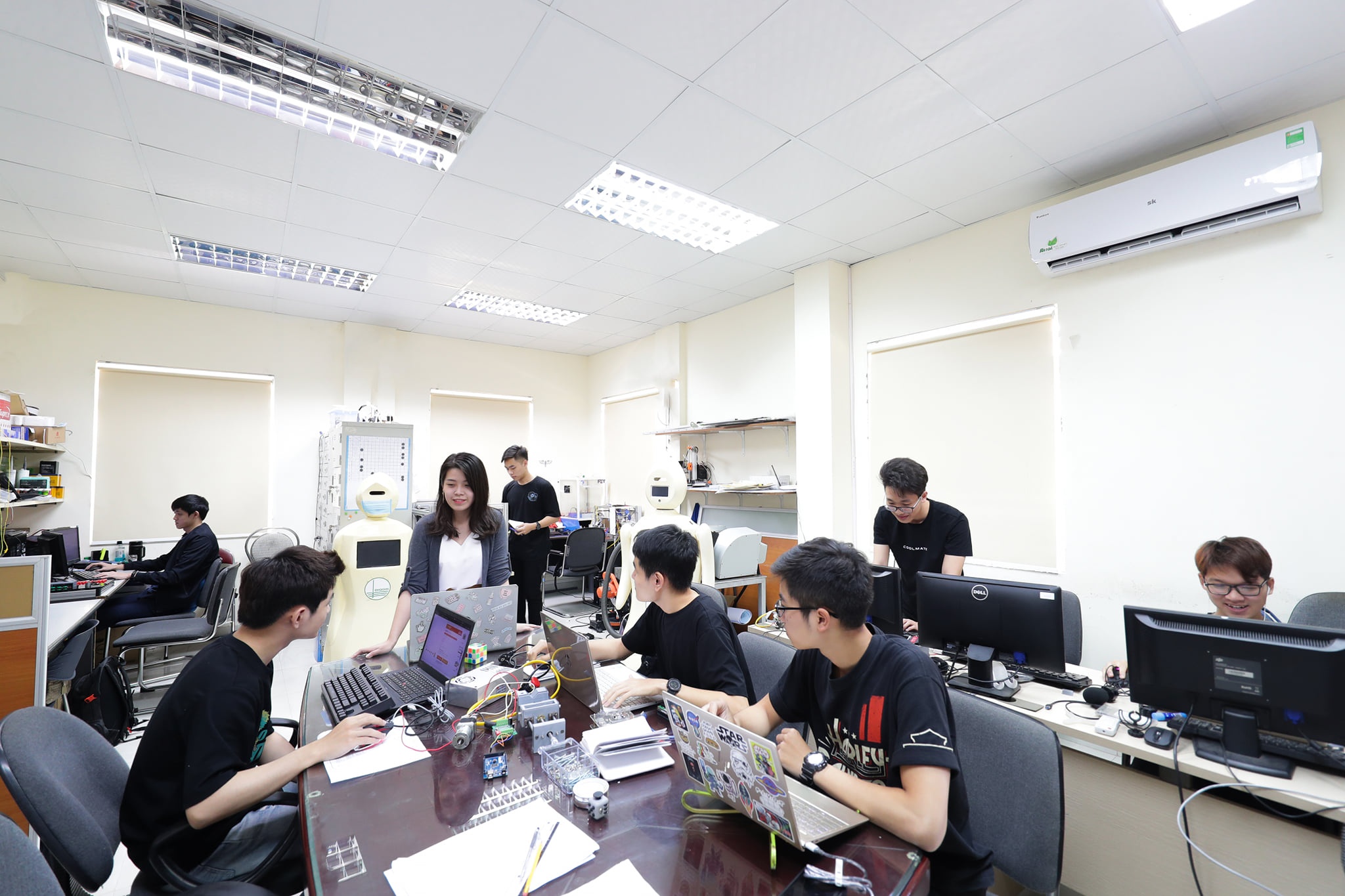 8 nganh hoc lot top the gioi anh 1