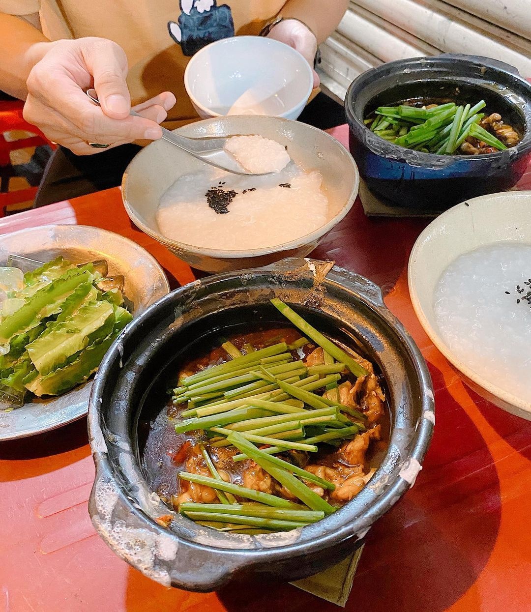 cho Tan Dinh an gi anh 3