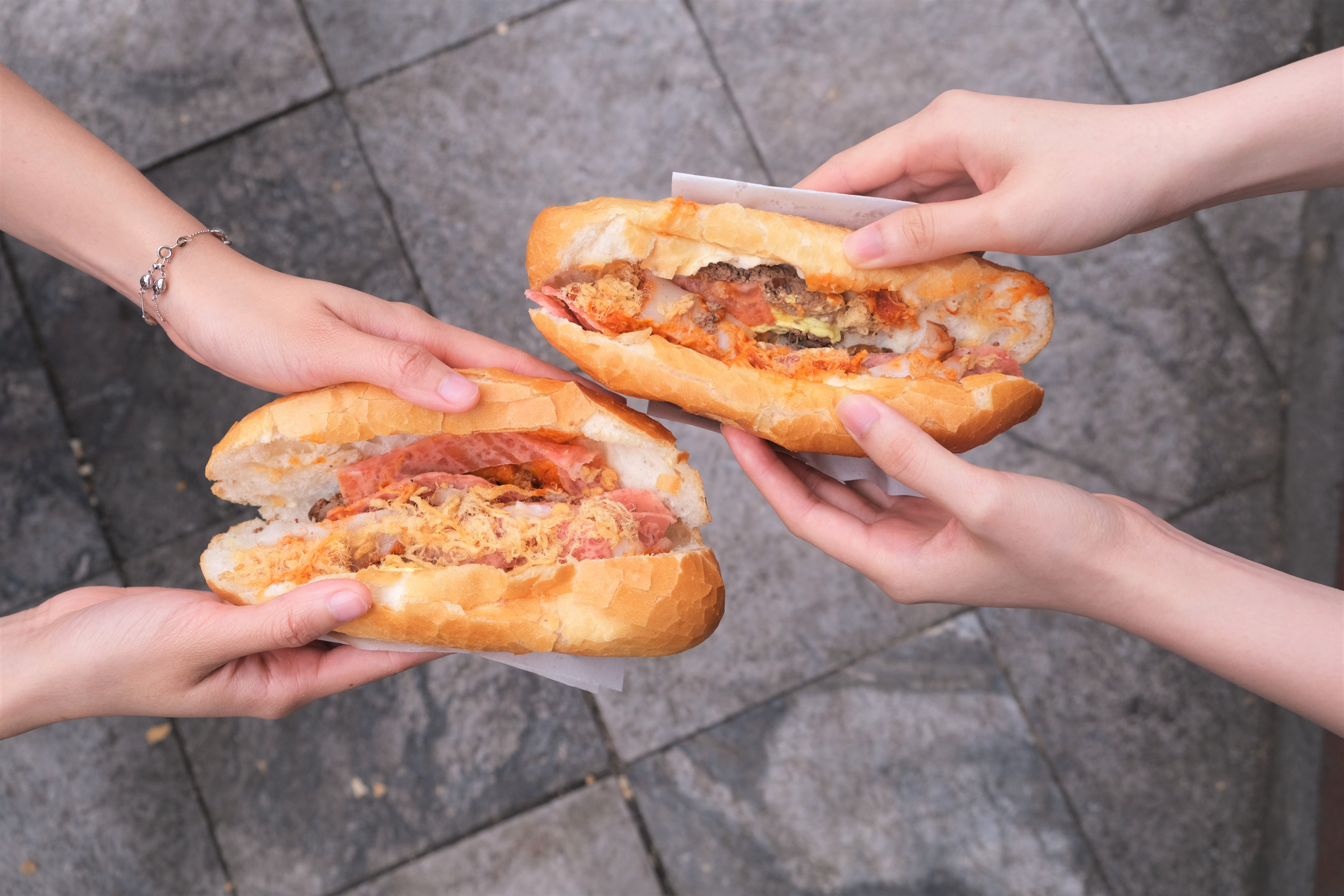 bánh mì Hàng Gai  ảnh 2 banh mi Hang Gai anh 2