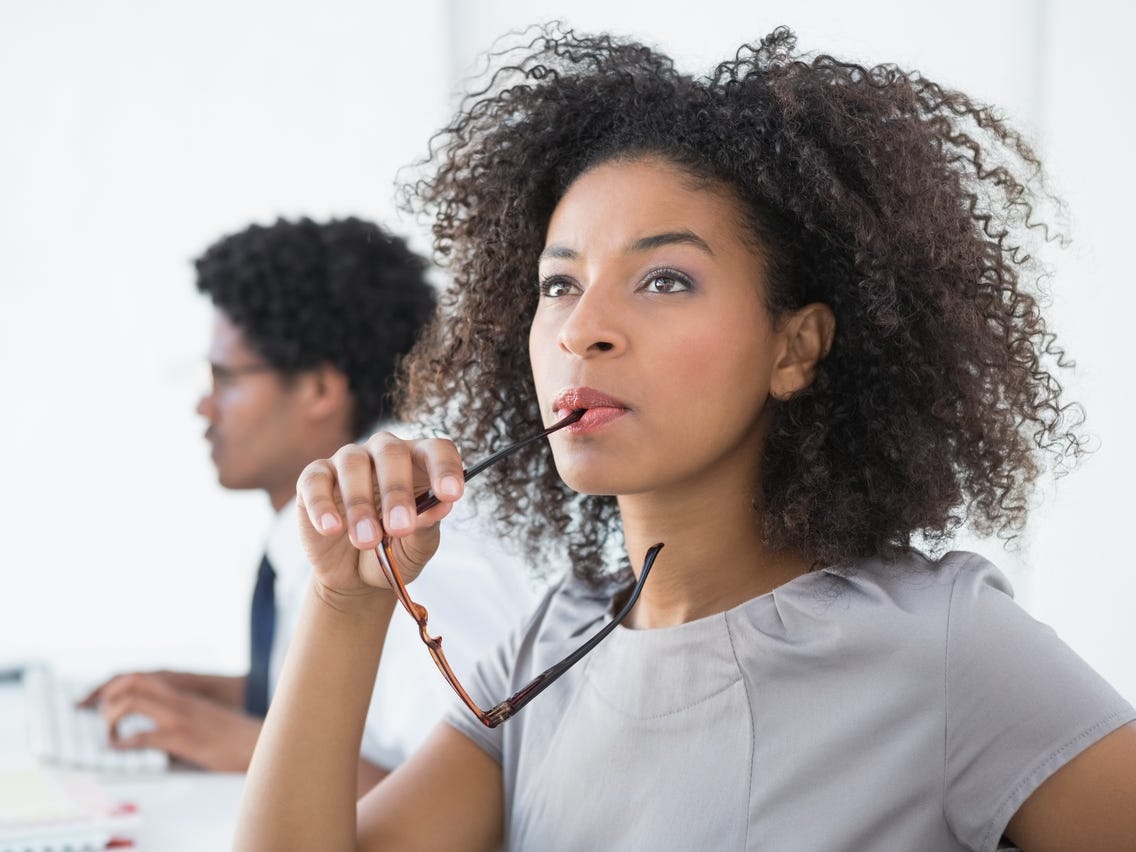 noi buon cua nguoi thong minh anh 3