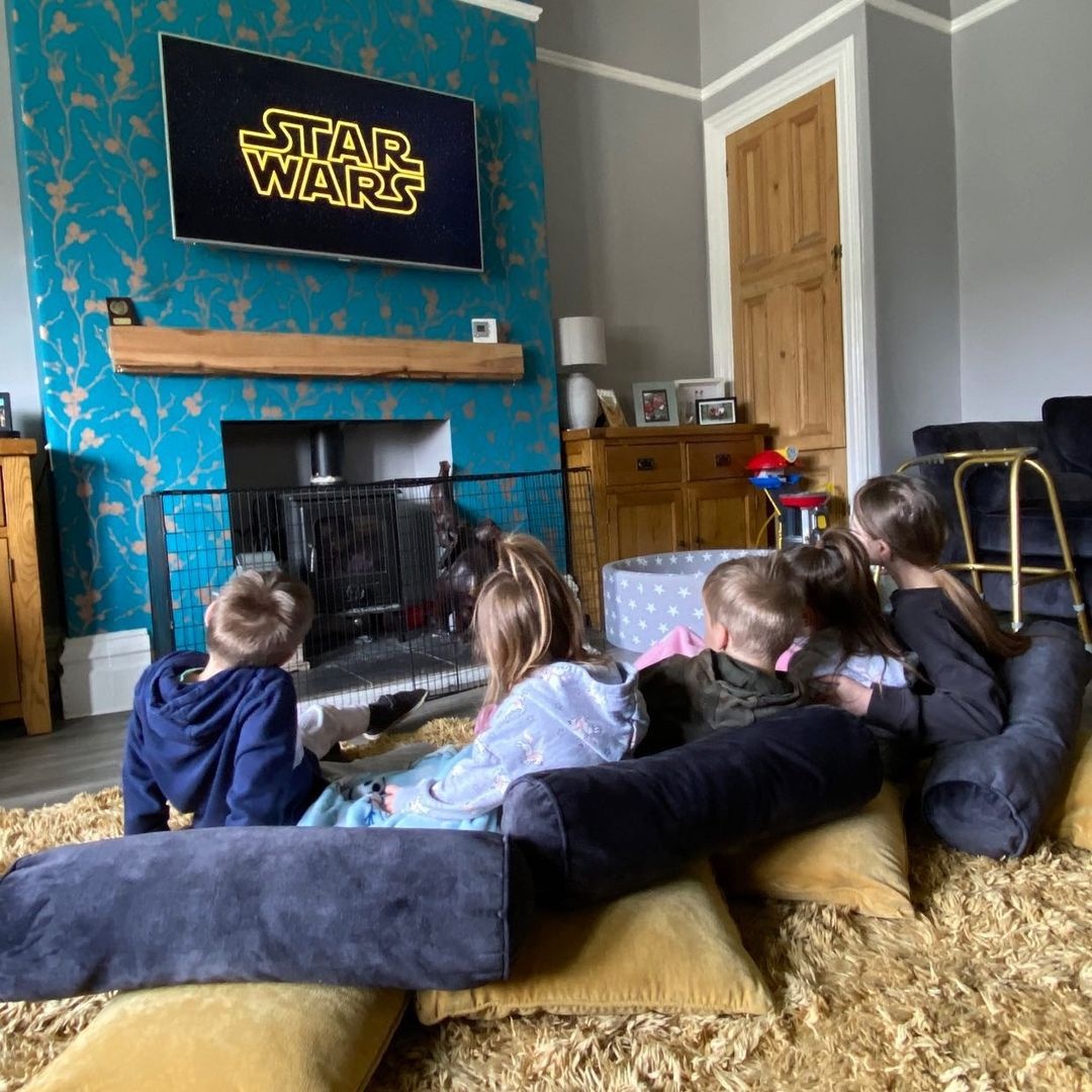 gia dinh 22 nguoi con anh 11