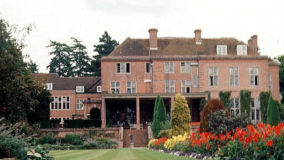 truong hoc cua Hoang than Philip anh 3