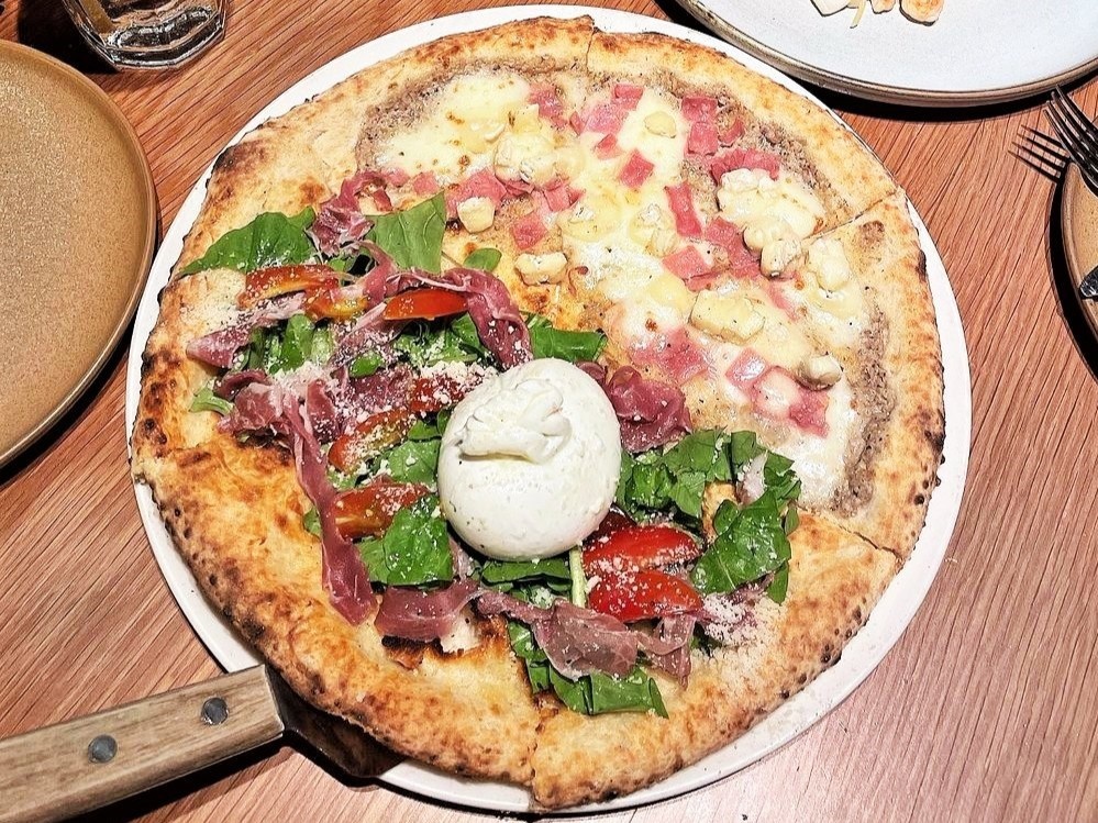 Nhung nha hang pizza nuong cui o TP.HCM hinh anh