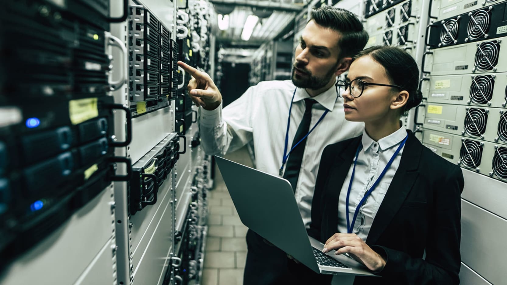 việc làm thiếu nhân lực ảnh 6 viec lam thieu nhan luc anh 6