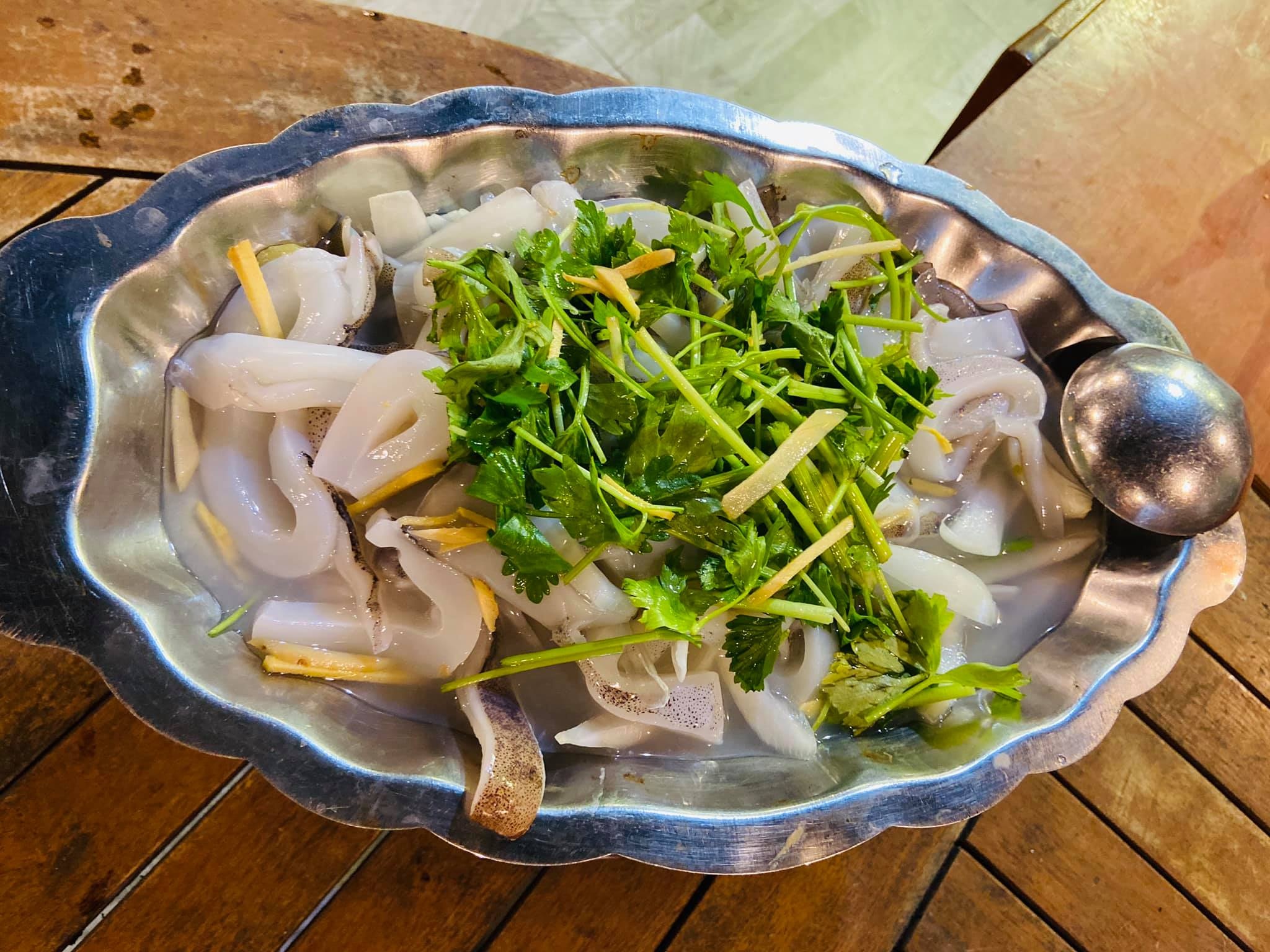 nha hang hai san Quy Nhon anh 5