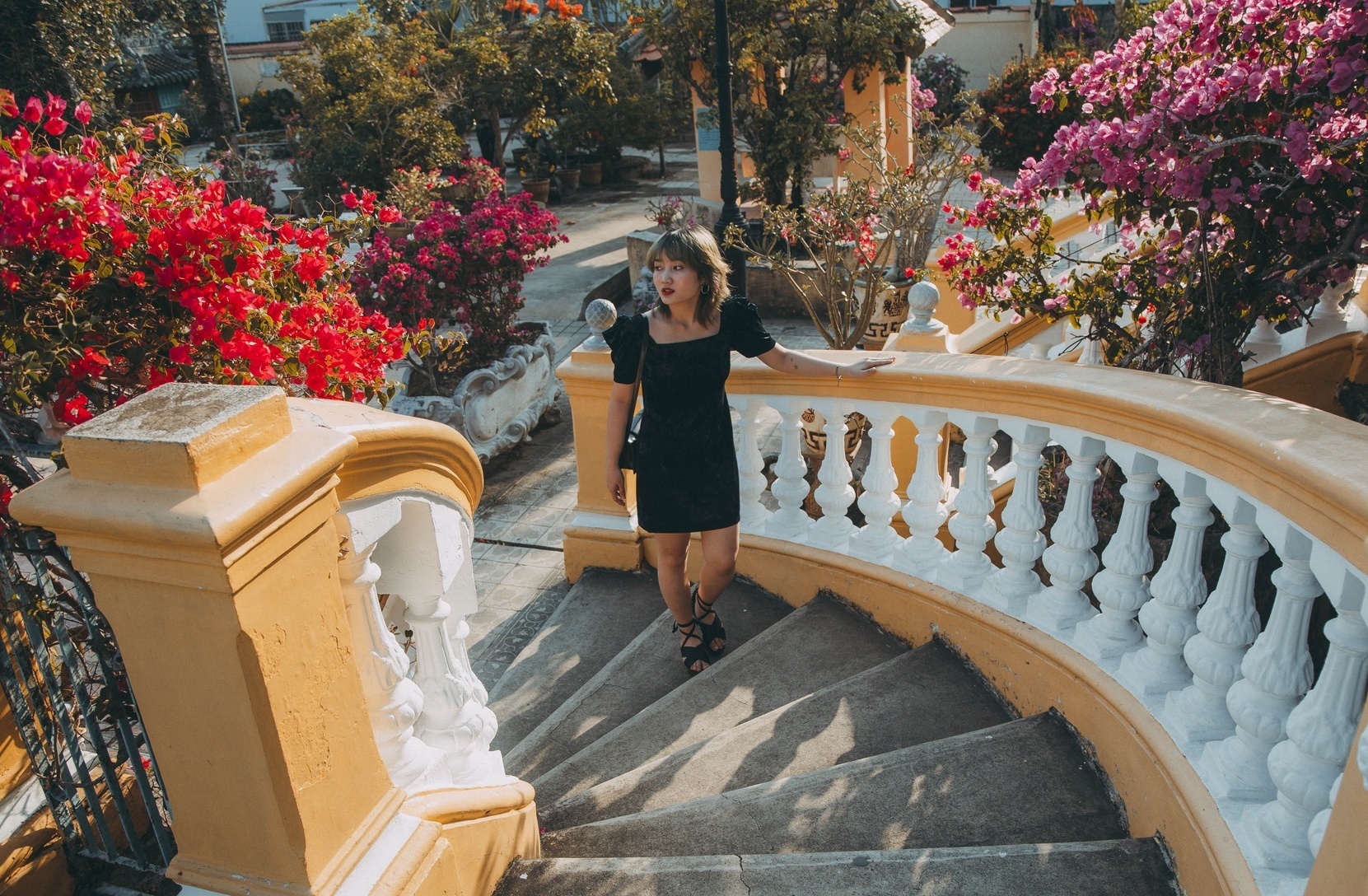 Thu phu cua mien Tay o dau? hinh anh