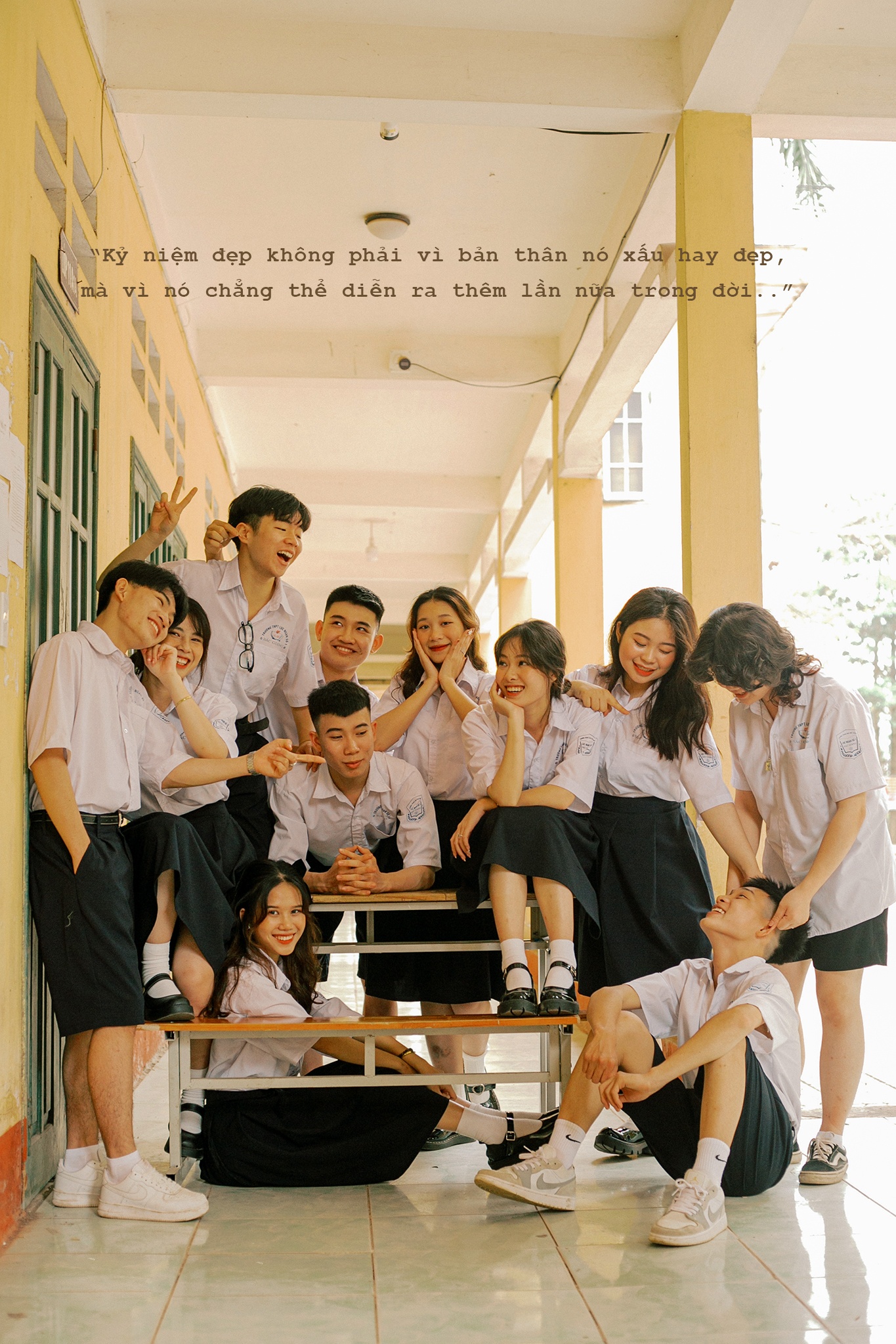 bộ kỷ yếu của học sinh Bắc Giang ảnh 9 bo ky yeu cua hoc sinh Bac Giang anh 9