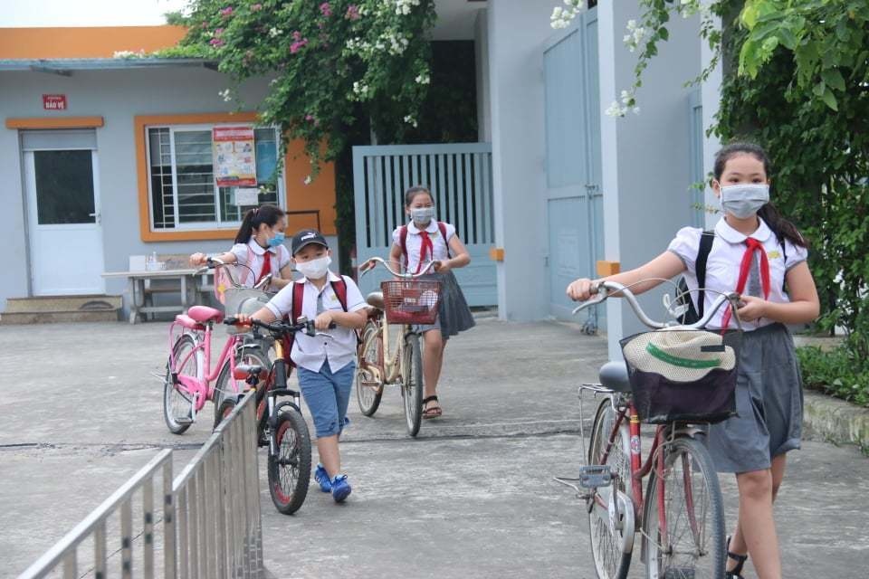 thi hoc ky bang hinh thuc truc tuyen anh 2