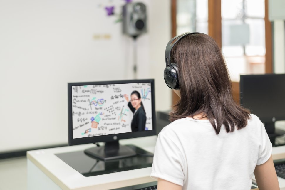 mặt trái của học trực tuyến ảnh 6 mat trai cua hoc truc tuyen anh 6