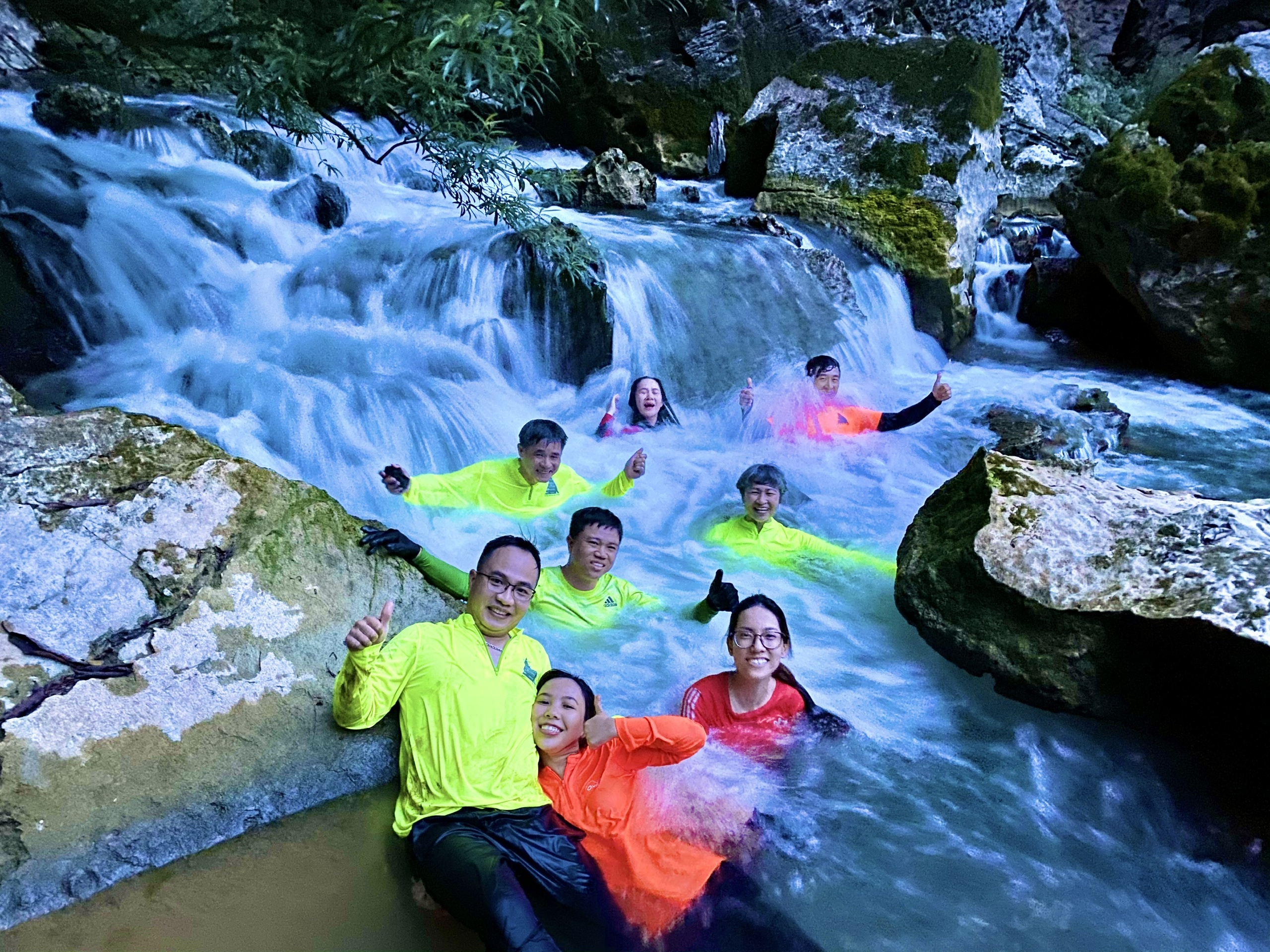 hang động Tú Làn ảnh 5 hang dong Tu Lan anh 5