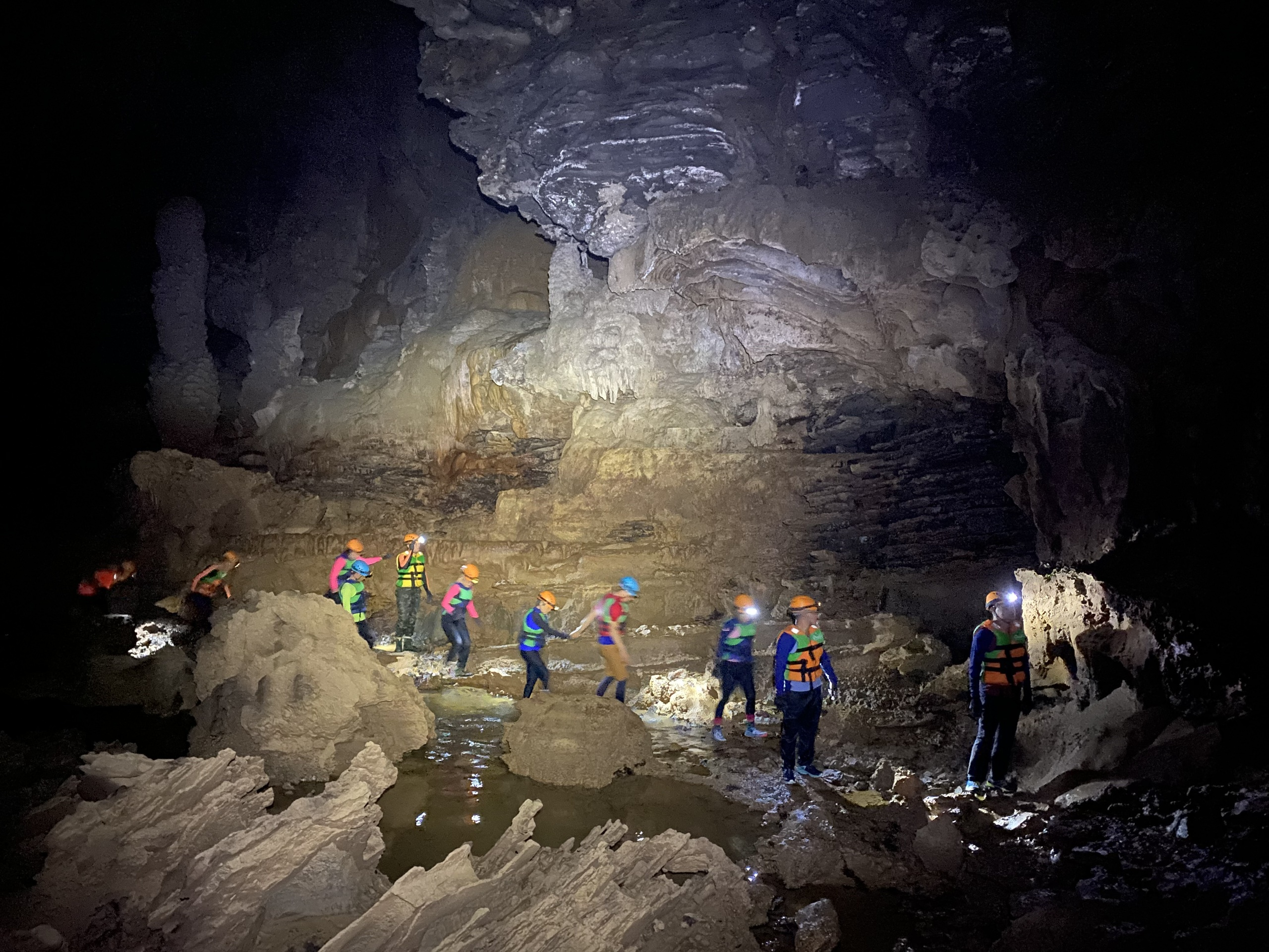 hang động Tú Làn ảnh 7 hang dong Tu Lan anh 7