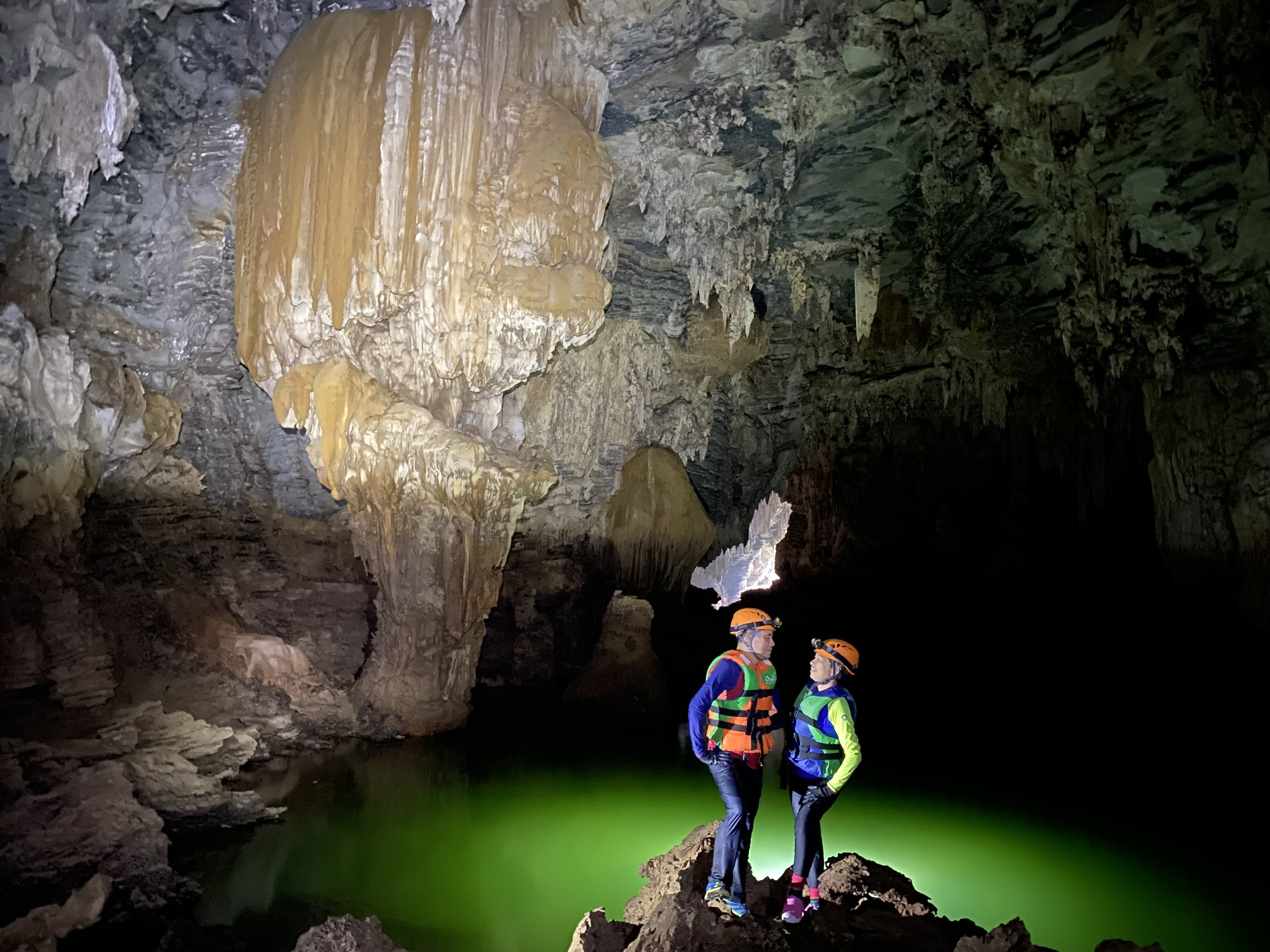 hang động Tú Làn ảnh 8 hang dong Tu Lan anh 8