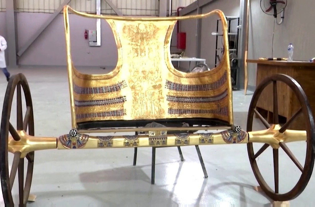 Noi san xuat cac ban sao co vat Ai Cap hinh anh