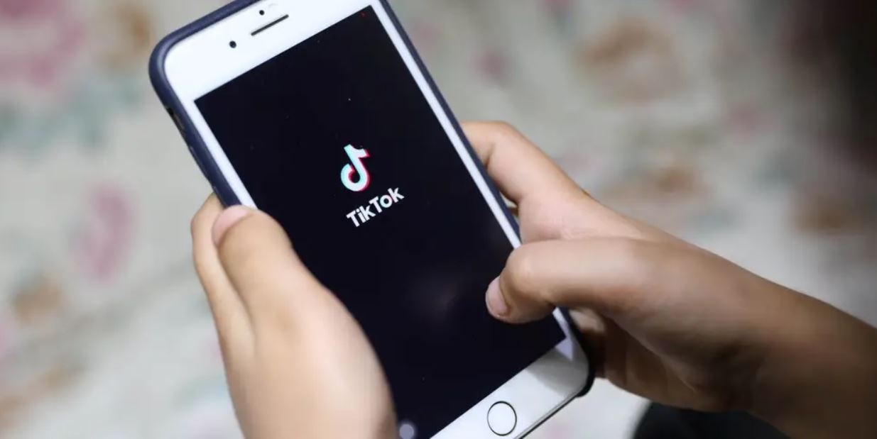 be trai tu vong vi bat chuoc video TikTok anh 1