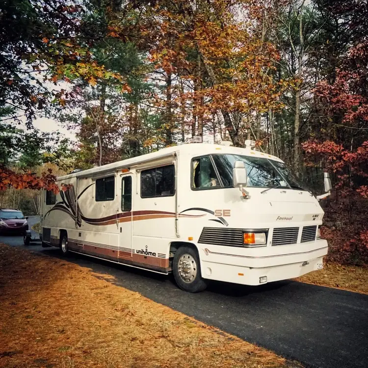 gia dinh ban nha dua con di du lich anh 3