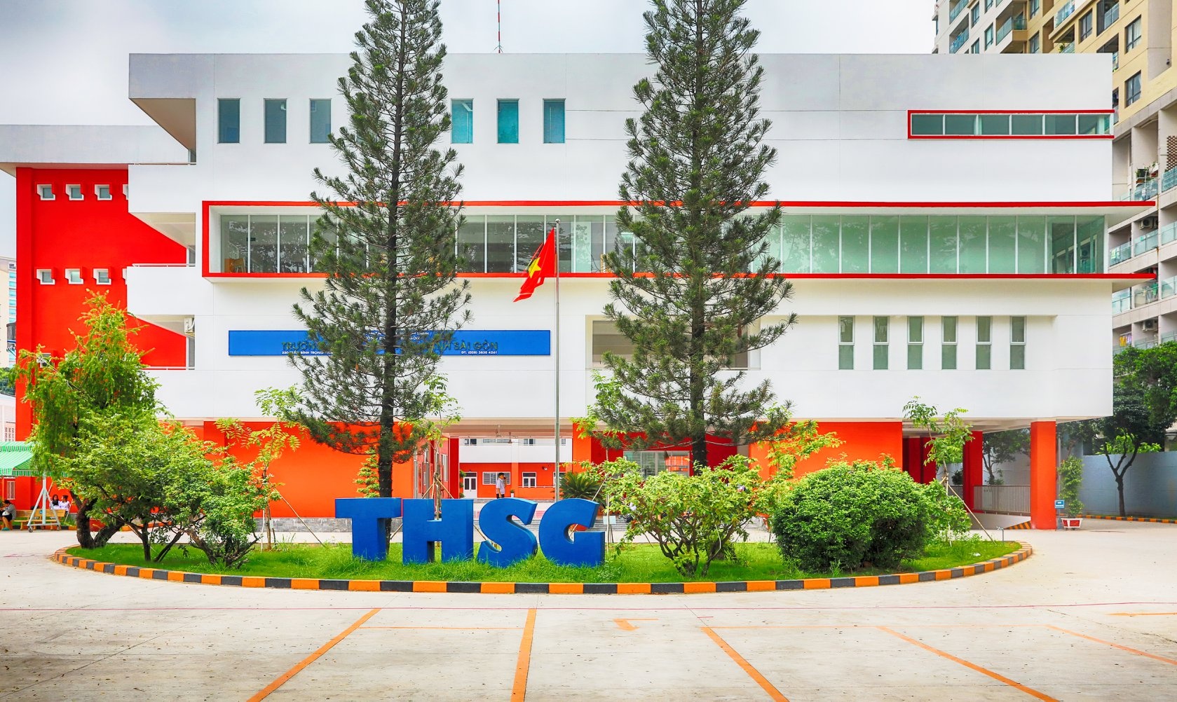 Truong o TP.HCM tuyen hoc sinh lop 6 dat diem toi da Toan, Tieng Viet hinh anh