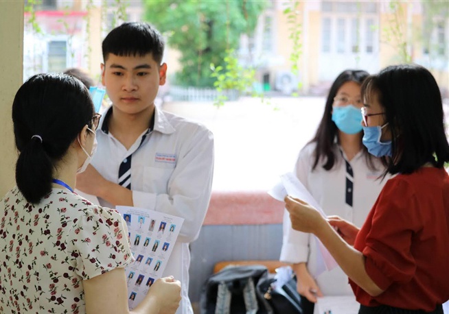 Thi tốt nghiệp THPT ảnh 1 Thi tot nghiep THPT anh 1