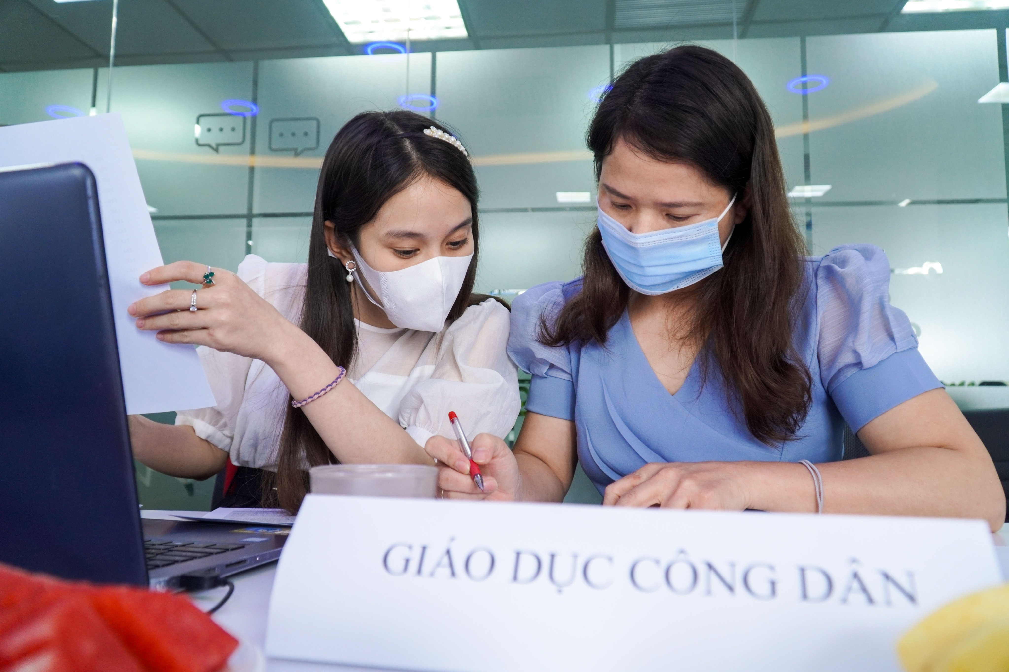 Cau hoi kho trong de Giao duc Cong dan anh 1