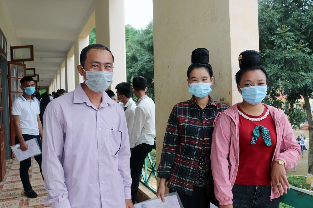 Xem xet dac cach tot nghiep cho thi sinh khong thi vi sinh con hinh anh